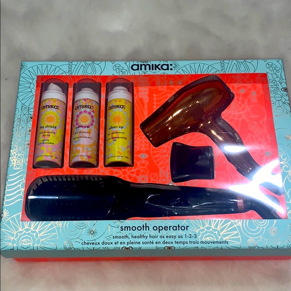 Brand New Sealed Amiga Holiday Hair set